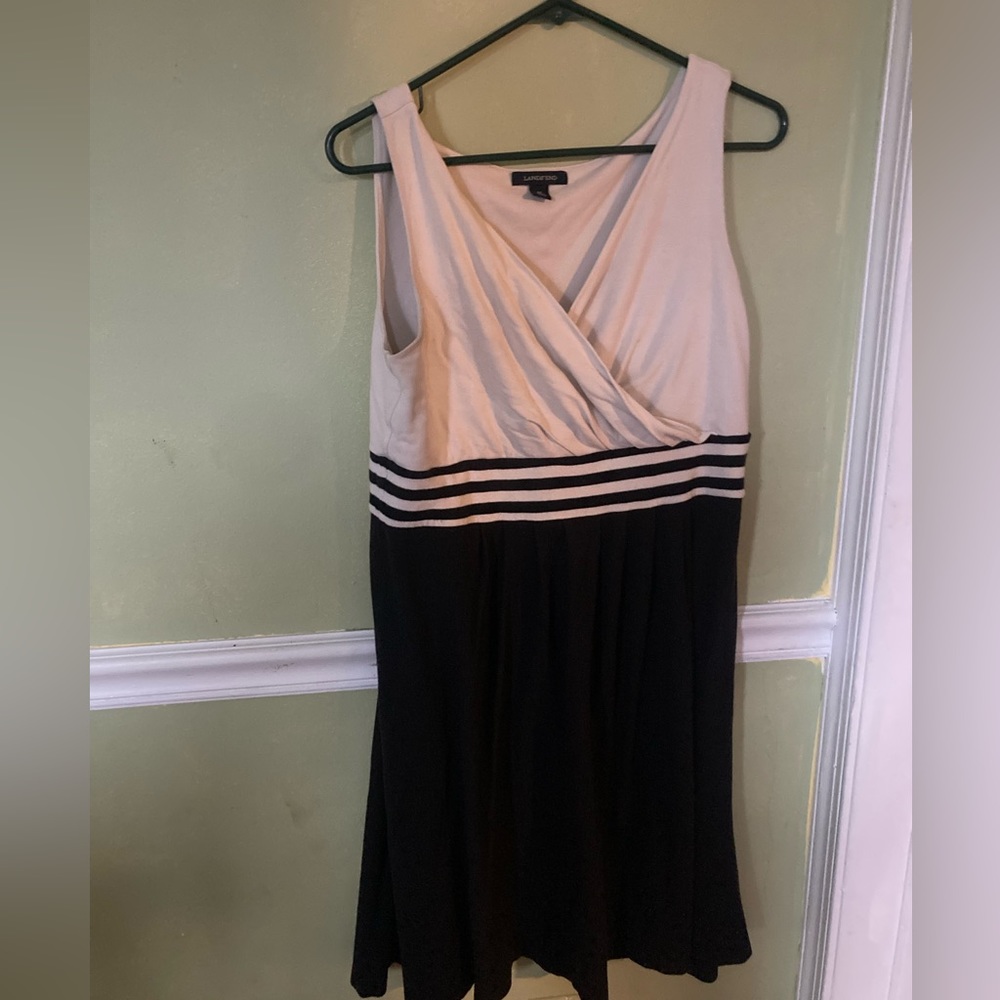 Land’s End Women’s M black and white midi dress